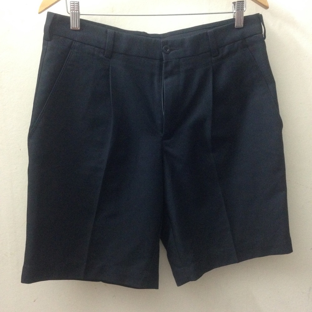 Nike golf short size 32 medium